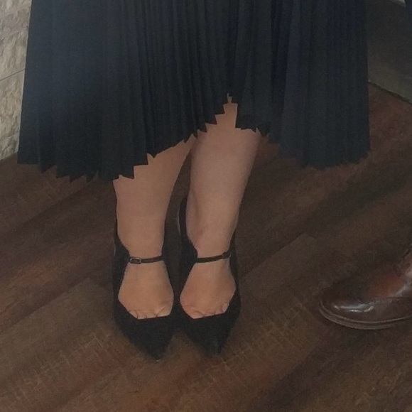 Manolo Blahnik limited edition suede pointed toe mary Jane heel - Picture 10 of 11